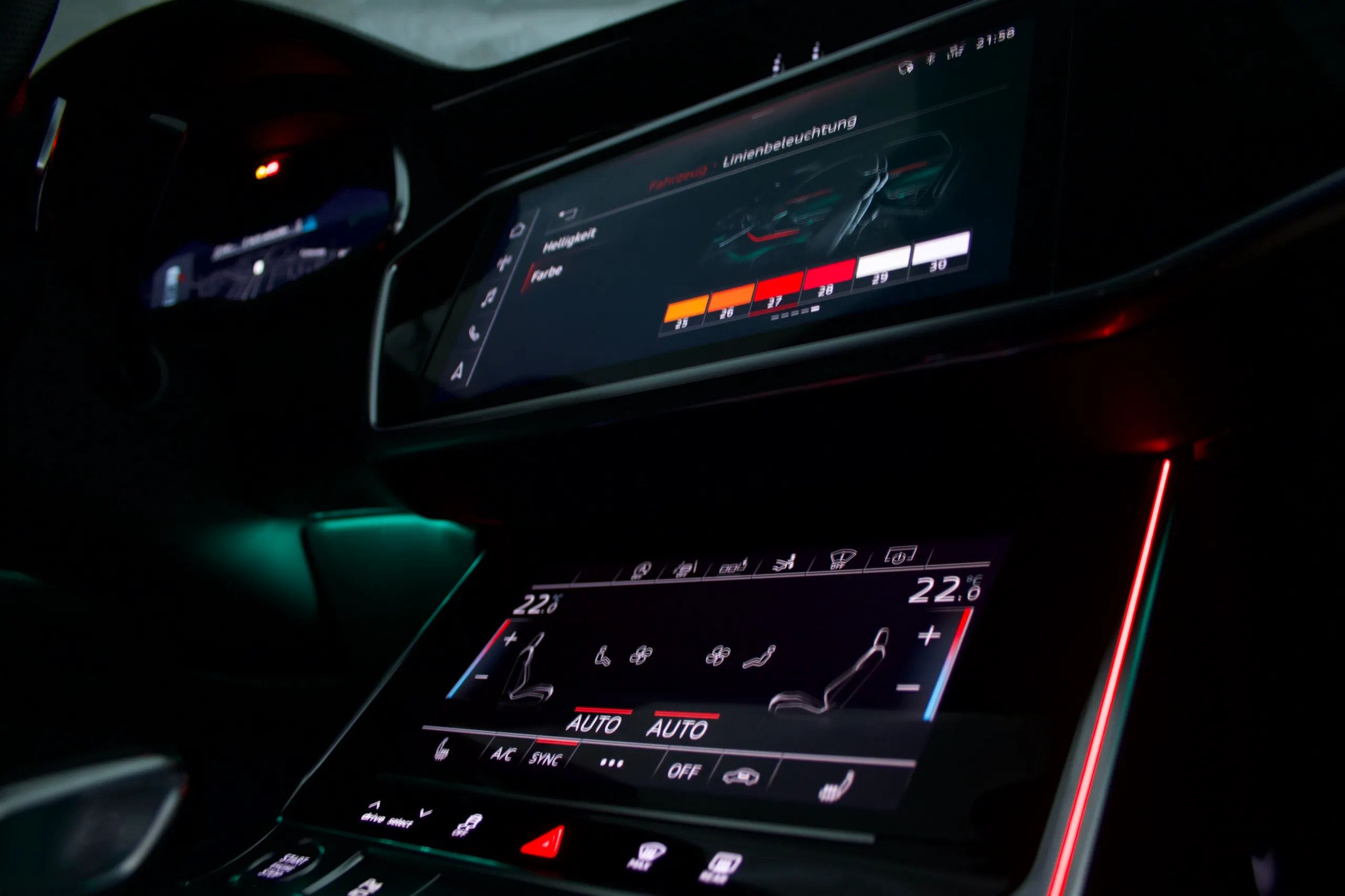 Mehrfarbige Ambientebeleuchtung Audi A6 C8 Fahrerseite