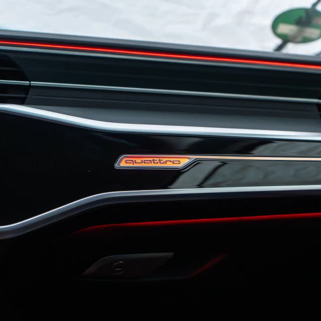 Audi A7 C8 Ambientelicht mit MMI Steuerung im Display