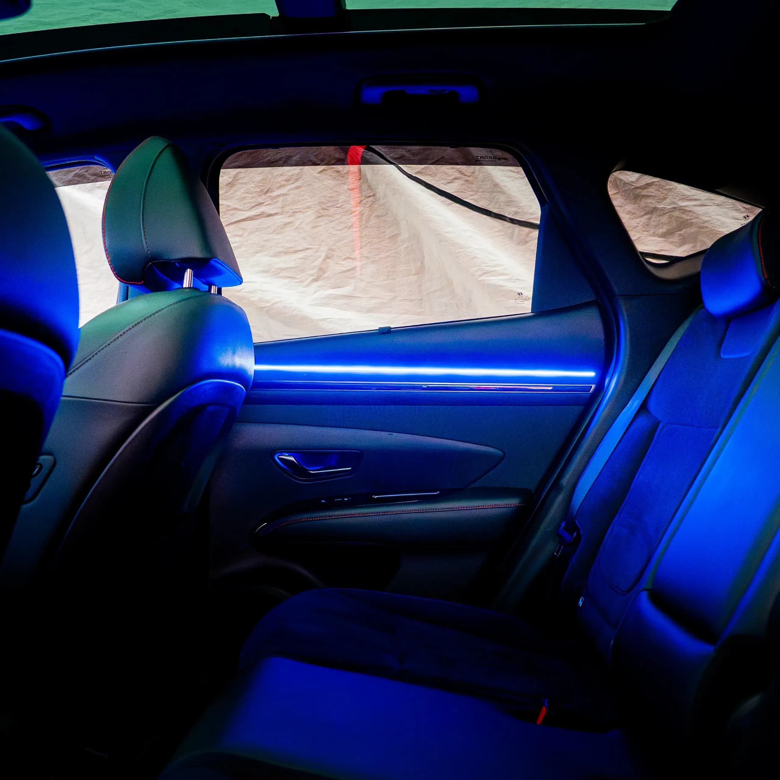 Hyundai Tucson Cockpit mit mehrfarbiger Ambientebeleuchtung