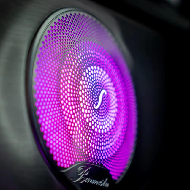 Detailansicht beleuchtete Türverkleidung Mercedes C-Klasse W205