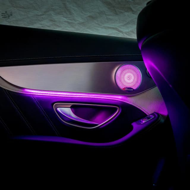 Fußraumbeleuchtung hinten Mercedes GLC X253 in warmem Orange