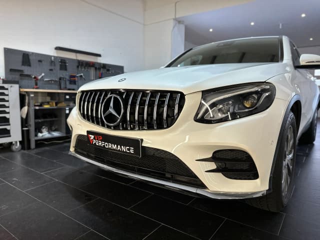 Detail der Panamericana Streben am Mercedes GLC X253