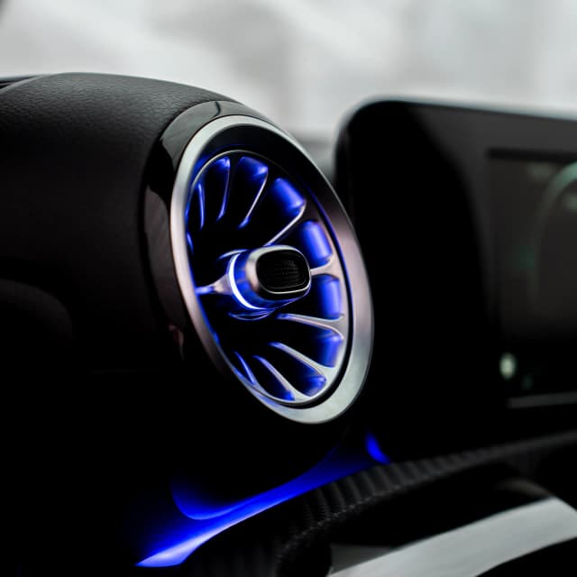 Klimaanimation an beleuchteten Lüftungsdüsen Mercedes CLA W118 Farbwechsel