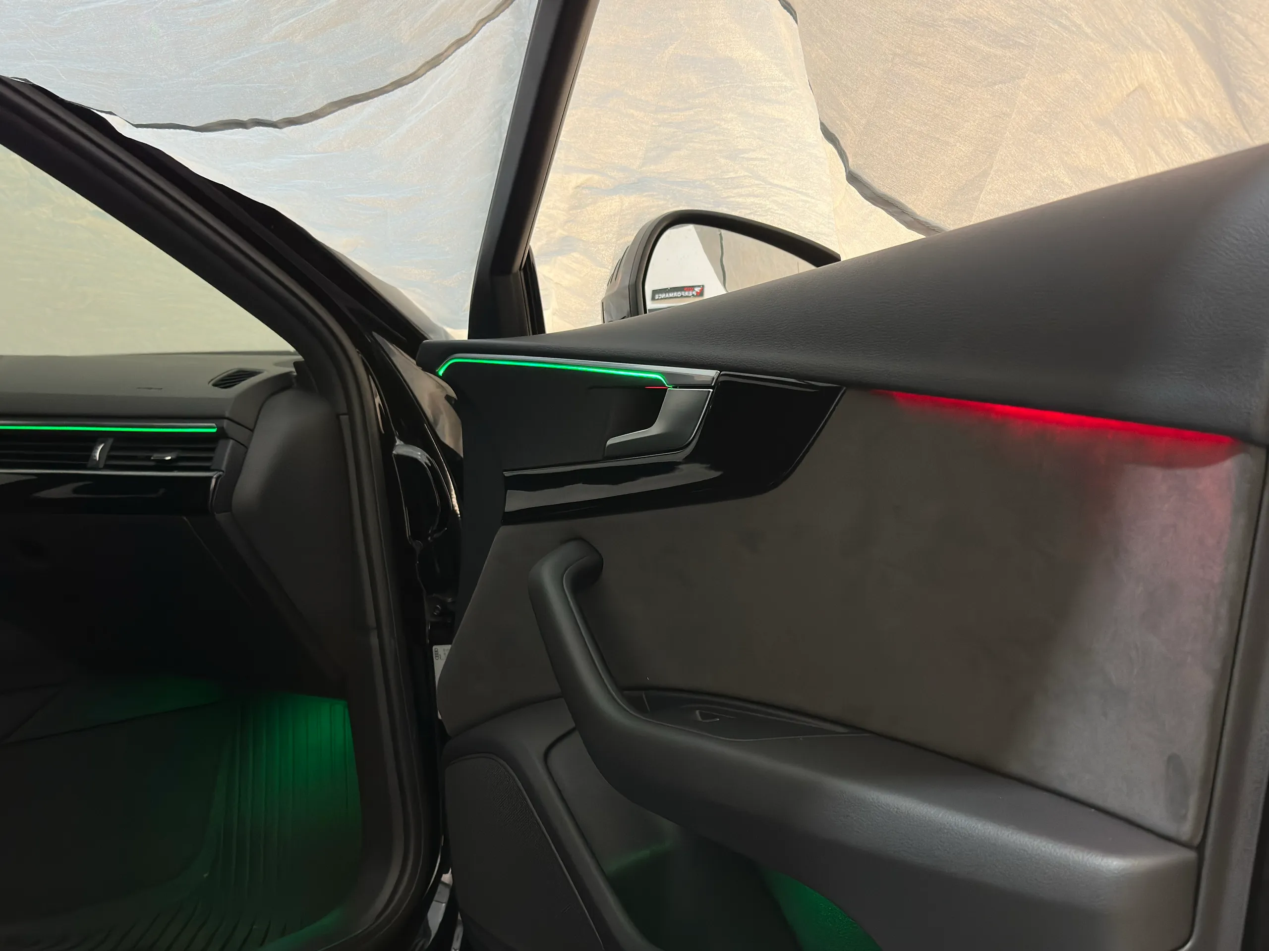 LED Ambientebeleuchtung Audi A5 B9 Ansicht Beifahrerseite