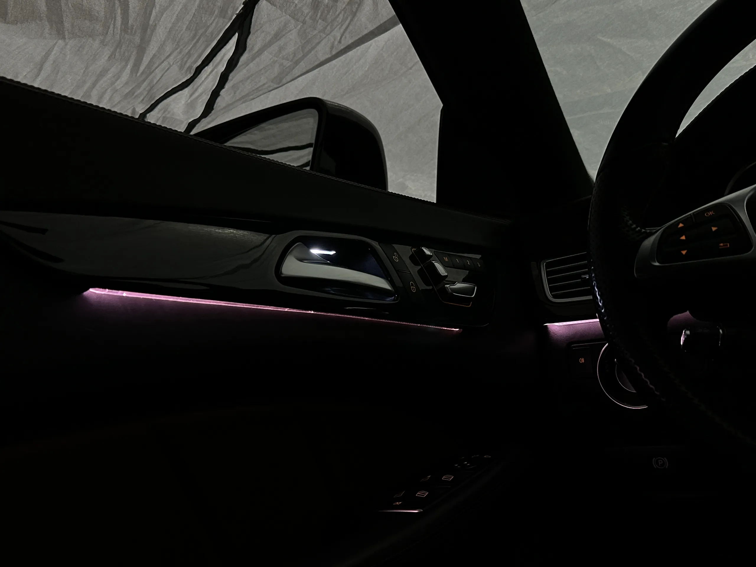 2-Zonen Ambientebeleuchtung Mercedes CLS W218 Fahrer und Beifahrer