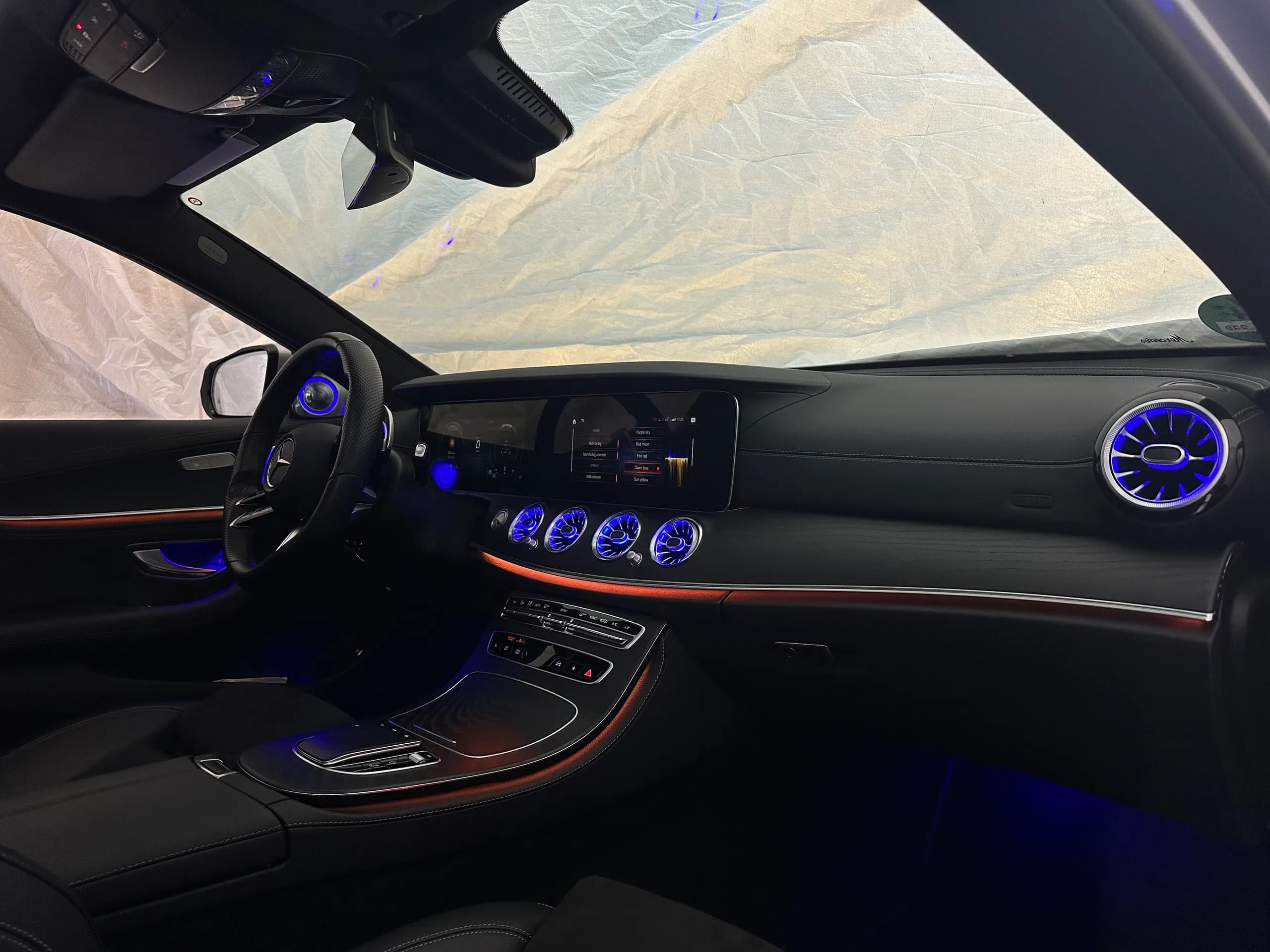 Mercedes E-Klasse W213 Ambientebeleuchtung beleuchtete Lüftungsdüsen vorne