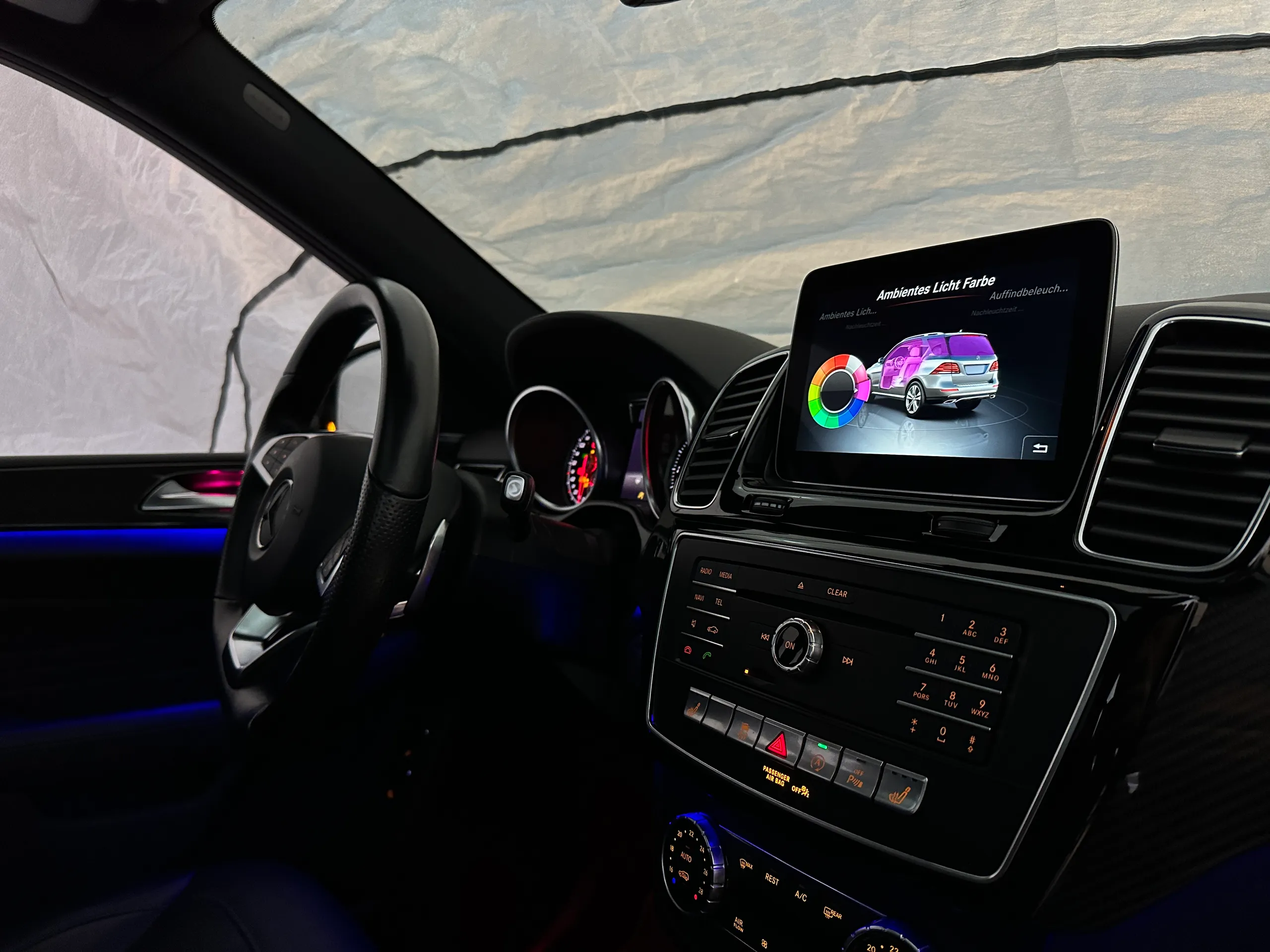 Ambientebeleuchtung Mercedes GLS X166 Fondbereich mit hinterer Fußraumbeleuchtung