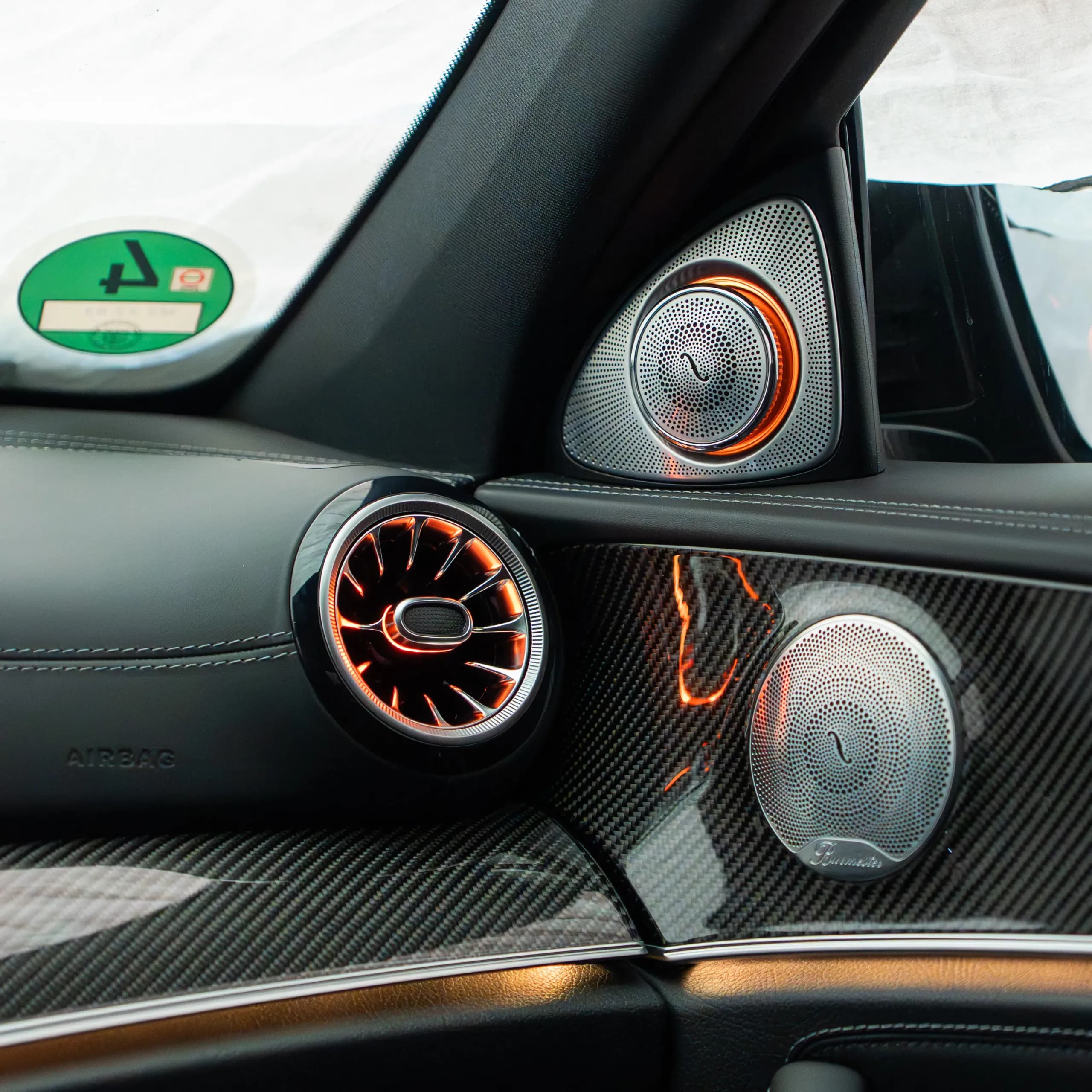 Mercedes W213 3D-Hochtönerbeleuchtung kombiniert mit Lüftungsdüsen-Ambiente