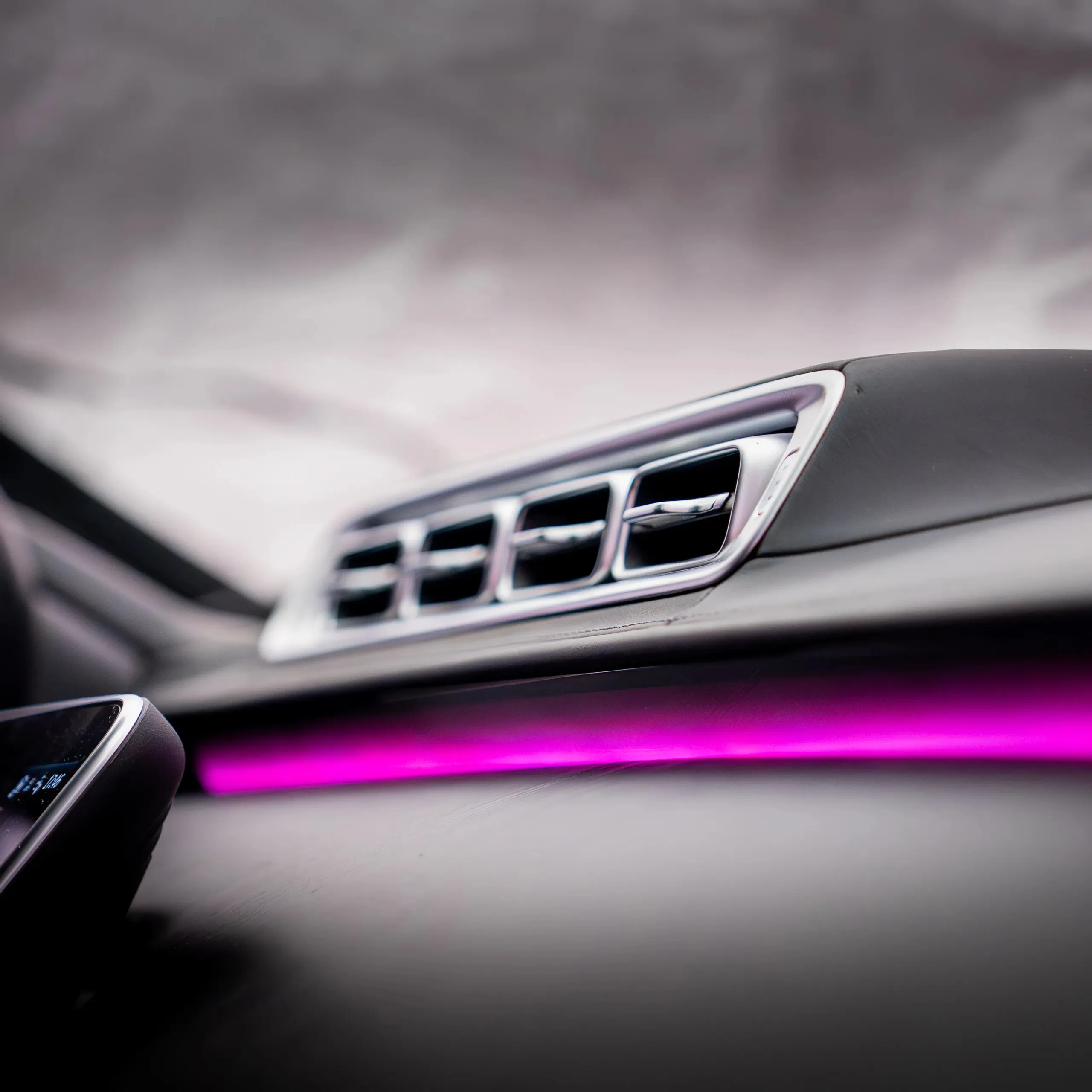 Aktive Ambientebeleuchtung für Mercedes S-Klasse W223