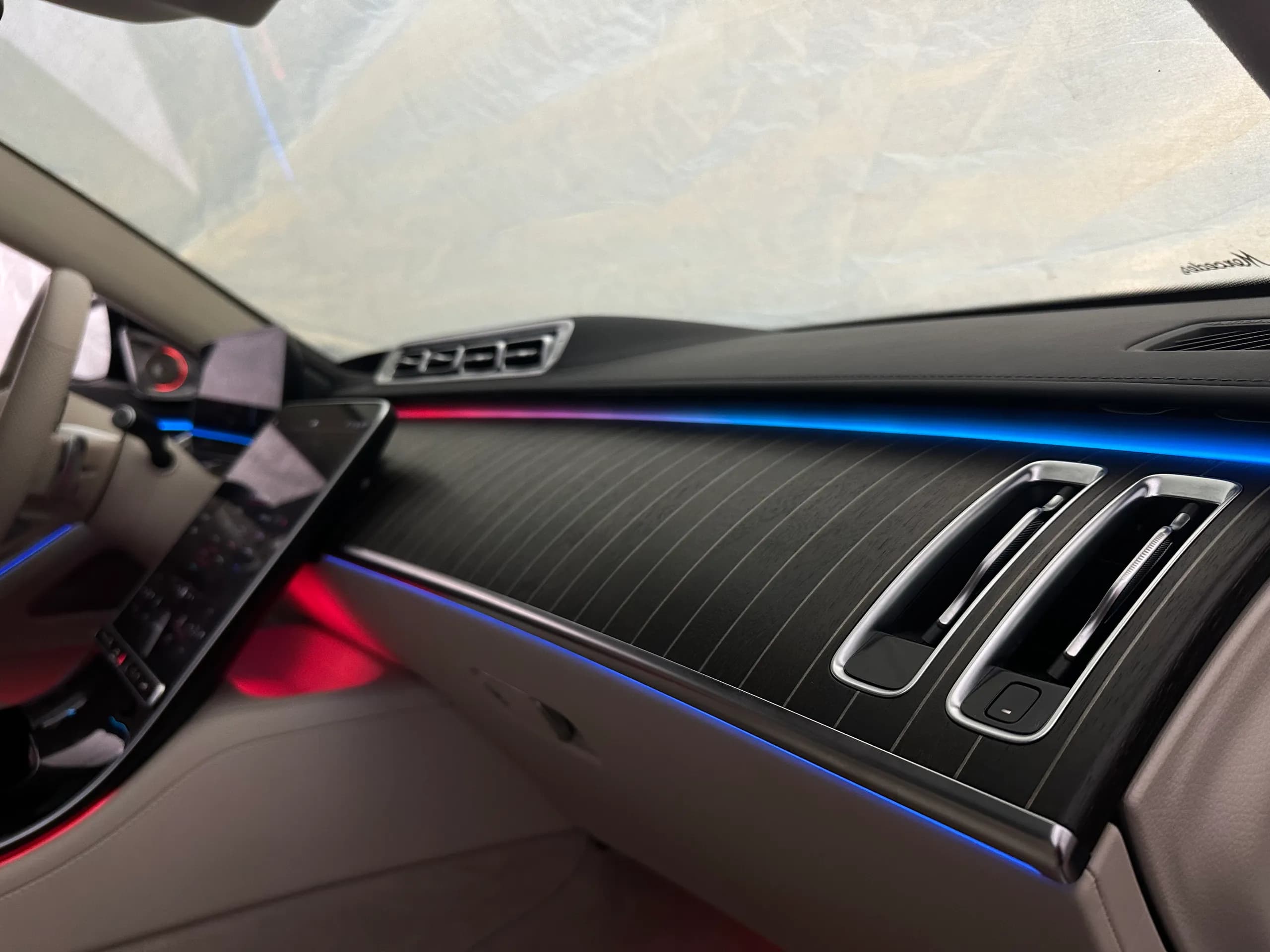 4D-Hochtöner Beleuchtung Mercedes W223 Detailansicht