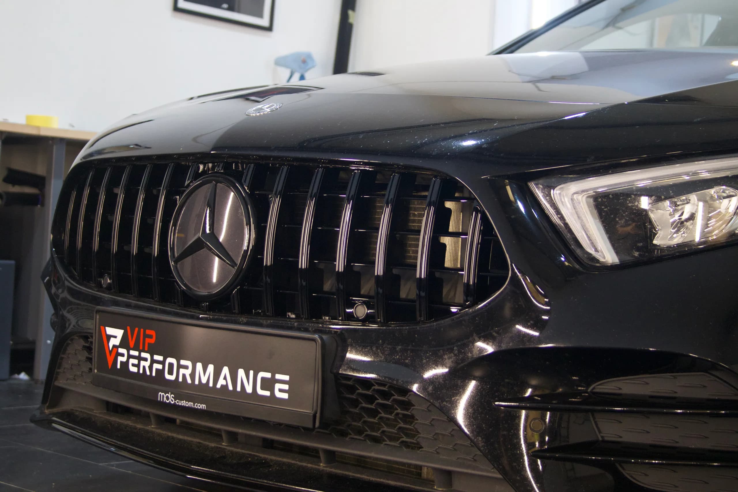 Mercedes A-Klasse W177 Panamericana Frontgrill AMG Look