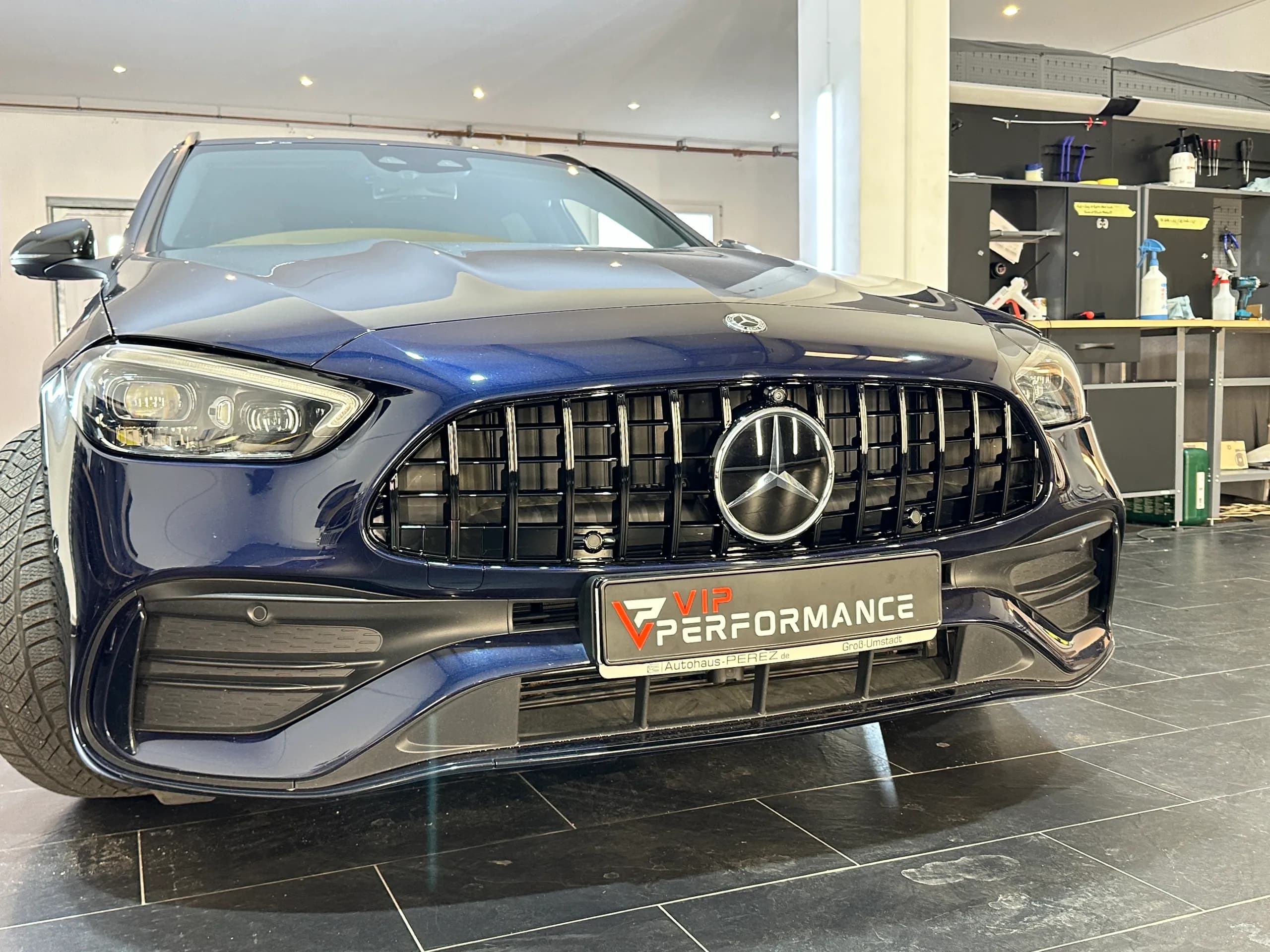 C-Klasse W206 Panamericana Grill Chrom-Schwarz Detail der Streben