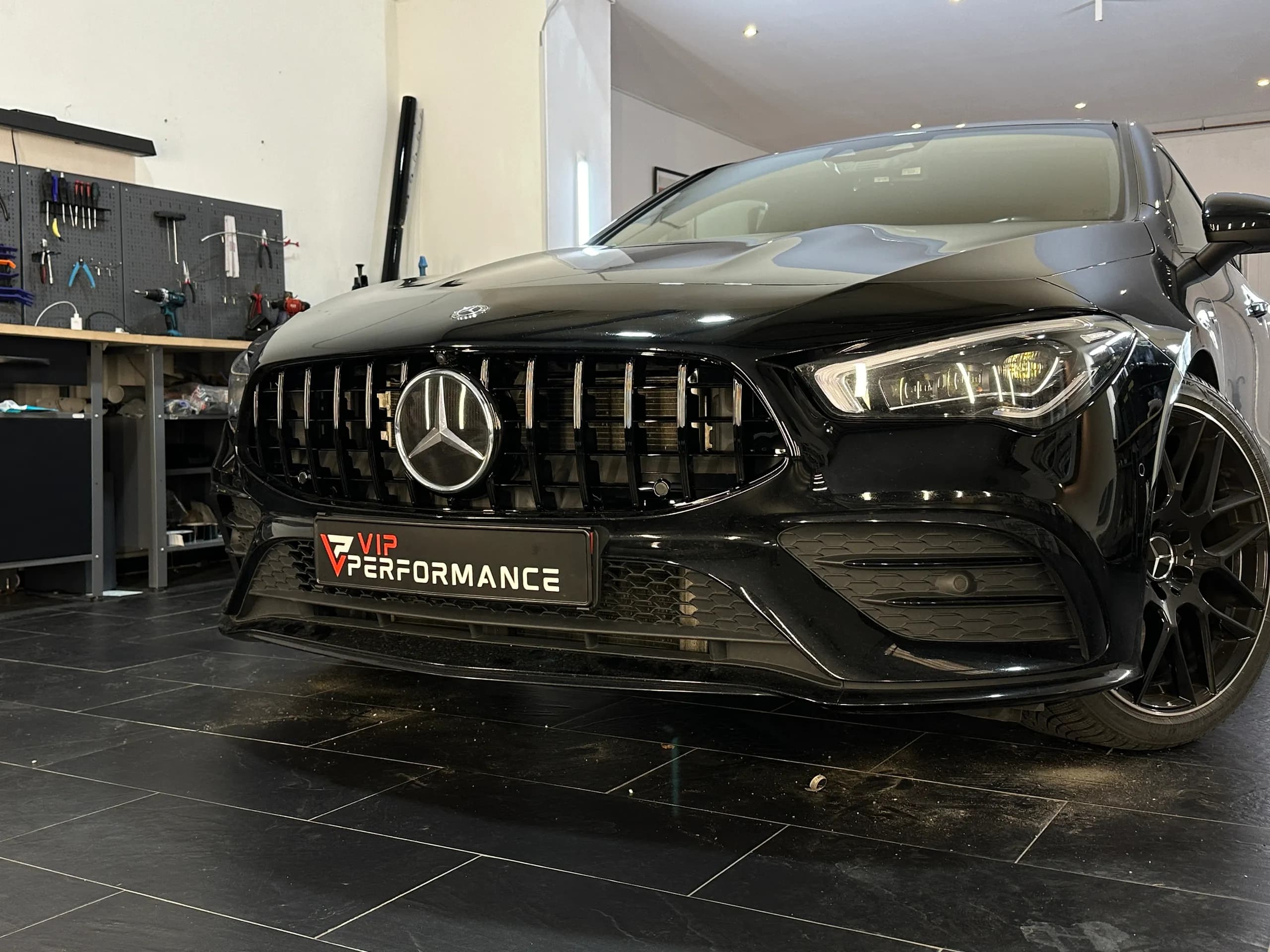 CLA W118 Panamericana Grill Umbau Frontstoßstange